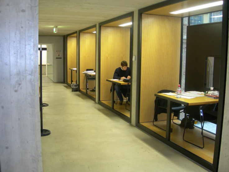 Lugano Biblioteca Universitaria 002